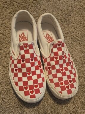Red And White Old Skool Checkered Vans With Hearts